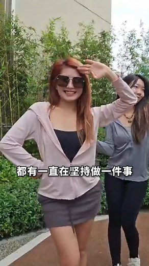 Vi妹直播间的秘密，一路走来都一直在坚持的一件事... #Vi妹 #Vi妹channel #直播 #直播帶貨 #女神团 #变美 | Vi 妹 Channel