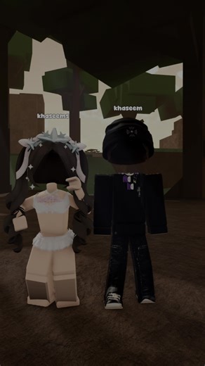 can u tell i let him make his own fits...| creds @aly 🍡|| #ilovemybf #fypシ #roblox #dahood #robloxfyp