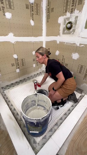 Link in comments to learn more ⬇️⬇️⬇️ #tileinstallation #bathroomremodel #diy | That Tile Chick