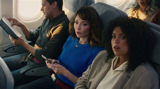 AT&T Wireless TV Spot, 'Holidays: Extra Airlines' Featuring Keegan-Michael Key