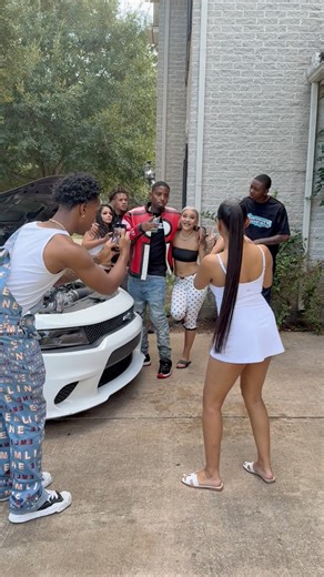 85K views · 2.3K reactions | Guy gets mad after his girlfriend takes a picture with FunnyMike  | FunnyMike | Facebook