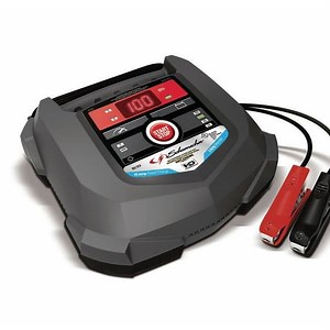Schumacher Electric 15-Amp 6-Volt/12-Volt Fully Automatic Automotive Battery Charger and Maintainer, SC1323, Auto/ Marine Battery Charger - Walmart.ca