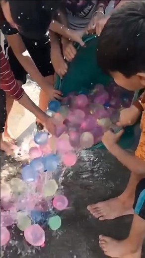 World's Biggest Water Balloon Fight