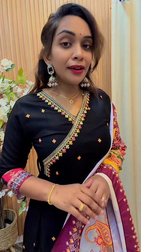 Anarkali Gown with Shawl: New Arrival Styling Ideas