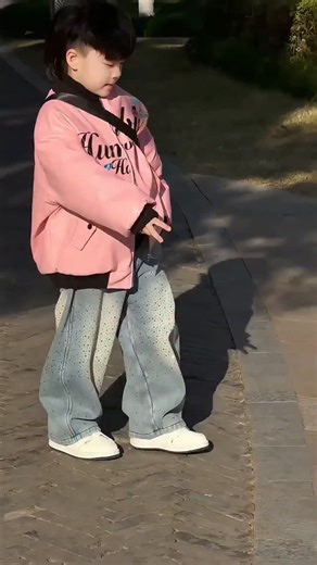 Jimmy👼🏻吉米 on Instagram: "🫦 #jimmy👼🏻吉米"