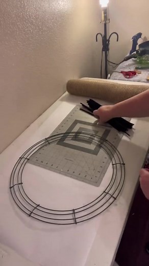 Let’s make a #wreath to add to your #homedecoration ! #wreathmaking #howtomake #wreathtutorial #wreathmakingworkshop #meshwreath #howto #howtomakeawreath | JustWreathinAroundTX