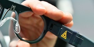 Bosch Gets Smartglasses Right With Tiny Eyeball Lasers