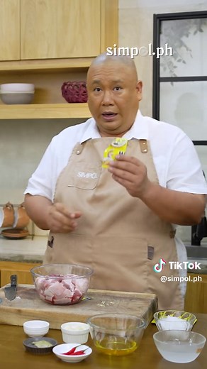 𝐔𝐧𝐜𝐨𝐯𝐞𝐫 𝐩𝐮𝐫𝐞𝐫 𝐀𝐝𝐨𝐛𝐨 𝐬𝐚 𝐀𝐬𝐢𝐧 Chef Tatung revives traditional white adobo with no soy sauce, just pork, garlic, vinegar and salt. Savory tangy comfort of Filipino heritage. #cooking #recipe