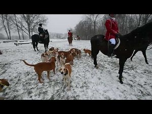 Riders prepare for fox chase at Waterloo Hunt Club
