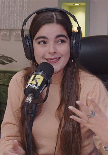 Quand la médecine rencontre l’humour 😅🩺 Dr Zineb nous prépare pour la prochaine année avec des conseils utiles… et beaucoup de fous rires !