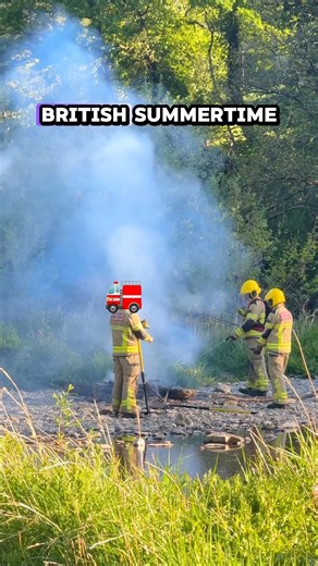 Classic British Summer Activities! #fire #fireengine #wrexham #wales #aqueduct