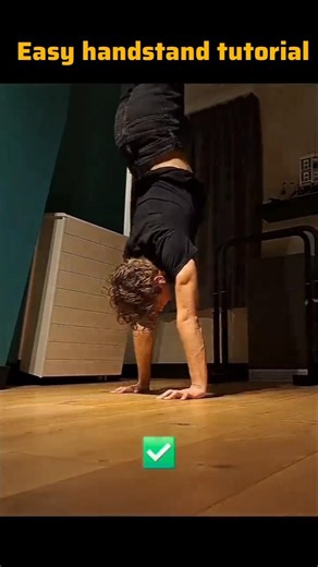 Easy handstand tutorial Tips #calisthenics #motivation #challenge 📈💯