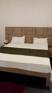 8.2K views · 296 reactions | Vocês sempre perguntam onde foi feito a minha cama? E sim foi feito no @empresa_estofos_kapembe_ o melhor do País 931 110 767/ 939 013 711 | Isabel Shay | Facebook