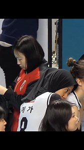 cinta mega kepada teman2 voli korea | Megawati voli geming