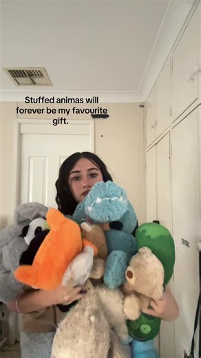 Kinesha (@spam.neesha)’s video of Stuffed Animals