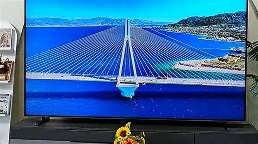 创维新款电视画质升级，4K HDR技术带来更流畅震撼的视觉体验，搭载AI芯片优化画面细节，观影游戏皆畅快。