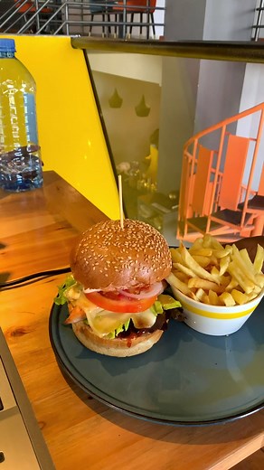 Monday motivation 👊🏾 Rent a Pod for only Ksh 1500 per person per day & get free space, Free WiFi, Bottomless house of Coffee/Tea and one main meal 🥘