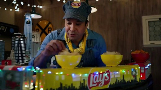 Jimmy Fallon sings and plays with kids in fun Christmas campaign for Frito-Lay