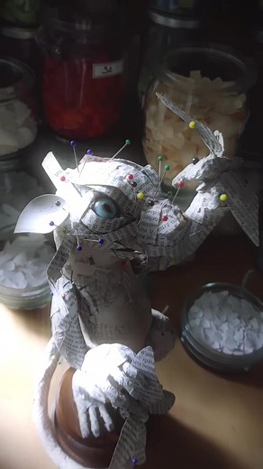 A sneak peek into the lab 🦖 - alexandra lukaschewitz working on her sculpture for the upcoming @BeautifulBizarreMagazine exhibition, ‘Serendipity’ [4 November - 3 December] at @Haven Gallery To receive the Collectors Preview, please email Gallery Director, Erica Berkowitz at info@havengallery.com See all the event details at https://tinyurl.com/jjxzunfb #BBMSerendipity #beautifulbizarre #BBMSerendipity #artforsale #artcollector #havengallery #alexandralukaschewitz #papersculpture #paperart #scu