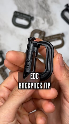 132K views · 907 reactions | Cheap EDC Hack: Why I clip this to every one of my bags #edc #edcgear #edccommunity #knife #essential #carrysmarter #knives #knifelife #edcknife #knifecommunity #everydaycarry #everydaycarrygear #backpack #edcbag #hack #tip | EverydayCarry.com | Facebook