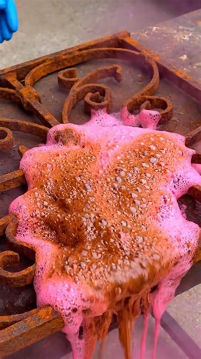 SHOCKING Instant Rust Removal with HOT PINK Foam! 🔥✨