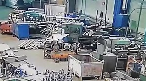 Russian lathe accident. Shredded meat goes flying across the shop. (NSFL)