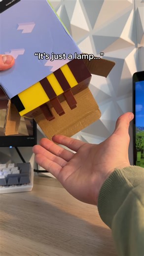 I'm in love with this Minecraft bee lamp 🥺 #Minecraft #nostalgia #bee #cute #minecraftlamp I love this Minecraft bee lamp, it's so nostalgic, every time that l play Minecraft | put this cute bee lamp next to me.