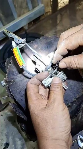 Installing an iron hammer to ignite a gas stove #gasindustrynews #tipsandtricks #gasstove #gassto...