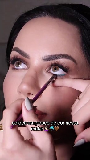 Tutorial de Maquiagem Marrom com Linha d'Água Colorida