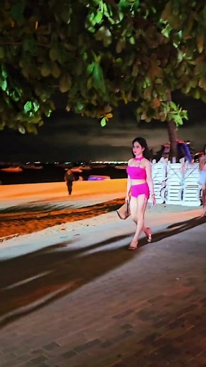 1.5M views · 10K reactions | Welcome to Thailand in Pattaya Nightlife walking city  Koh Samui Nightlife #kohsamui #bangkok #girls #kisses #kissy #thailand #nightlife #reels #keşfet #pattaya #imissyou #cute #sisters #kız #güzelkızlar #dul #dulbayanlar #kızlar #arabic #arapgirl #arap #turkiye #girlstyle #thaigirl #street #soi6 #soi #thaigirls #pattayasoi #pattayagirl | Koh Samui Nightlife | Facebook