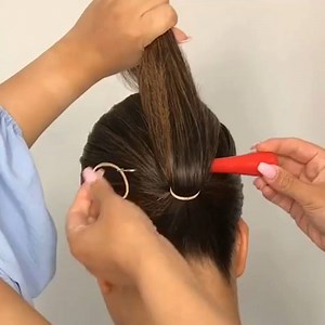 46K views · 923 reactions | The Princess Bride IRL!  By @kykhair IG: https://bit.ly/2fhDUJh | Outfit Anatomy | Facebook