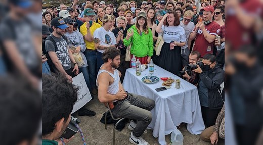 Man Gets Famous Eating A Whole Rotisserie Chicken Every Day For 40 Days