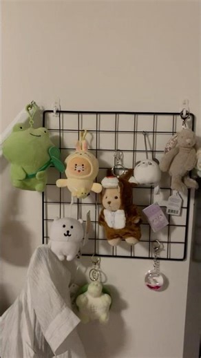 Setting up my grid wall!