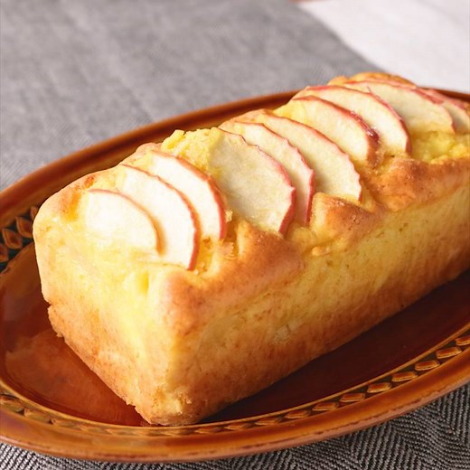 HMで簡単 りんごとクリームチーズのパウンドケーキ 作り方・レシピ | クラシル