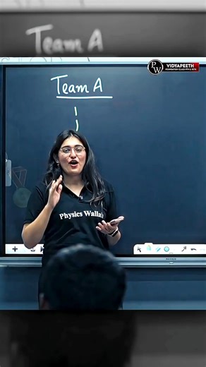 Classroom ka BOSS kaun😎🤫🤯#pw #study #youtubeshort #pwvidyapeeth #pwian #motivation #physicswallah