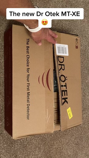 Introducing the new Dr Otek MT-XE detector 👍 this particular kit came with headphones, finds bag and a shovel / pick axe. Can't wait to get testing but so far it feels great, coil is sturdy and the cam lock just adds to the quality #metaldetecting #metaldetectinglife #metaldetectinguk #drotek #drotekmtxe #unboxing #new #test #technology #metaldetector @drotek.metal.detecor