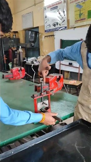 Pipe Vice Holding Tool / Clamping Tool / Welding Tool #itiwelder #shortvideo