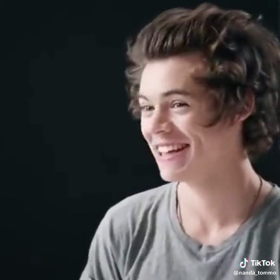 the iconic one direction 'that moment' interview for 3 minutes and 15 seconds gay #1d #1direction #onedirection #harrystyles #louistomlinson #niallhoran #zaynmalik #liampayne