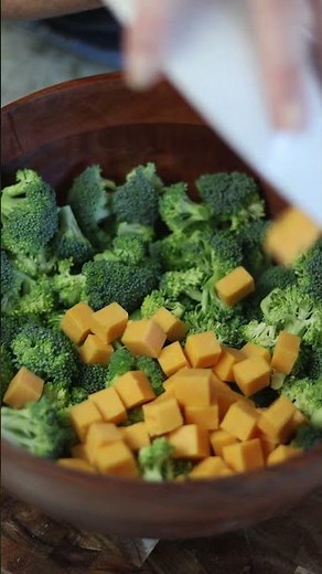 Bacon Broccoli Salad #broccolisalad #saladrecipe
