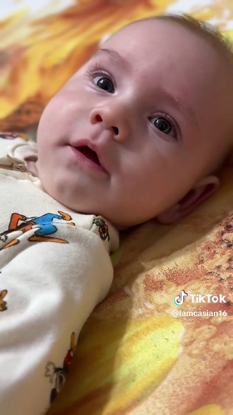 Mami mă face comediant🤣✨#viral #momlife #familygoals #fyp #fypシ゚viral🖤tiktok @Radu M