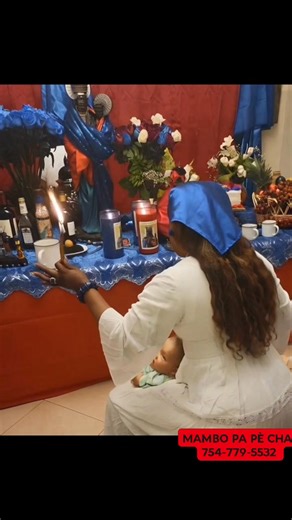 ✨ MANBO PA PÈ CHAY ✨ Fanm ki pa pè fènwa, paske li fèt nan limyè Bondye ak zansèt yo. 🔥 Ki moun MANBO PA PÈ CHAY ye Manbo Pa Pè Chay se yon manbo sakre nan Vodou Ayisyen, yon gadyèn chemen mistè, ki sèvi ak fòs Lwa yo pou geri, pwoteje, ak rebalanse lavi moun. Li se poto mitan ant tè ak syèl, ant moun ak zansèt yo. Travay li fèt ak disiplin, lanmou, ak pouvwa Bondye. 🌿 Misyon Espirityèl Li Travay Manbo Pa Pè Chay depase limit moun. Li fèt pou pote lapè, lavi, ak limyè kote gen dezòd. Li sèvi a