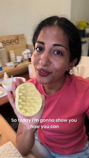 Proper Use of Shampoo Brush for Scalp Massage