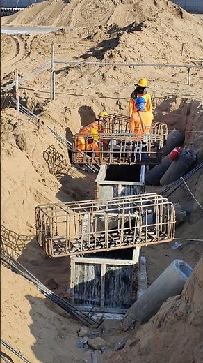 Setting Up Foundation: Rebar Cages and Formwork for Concrete Footings!
