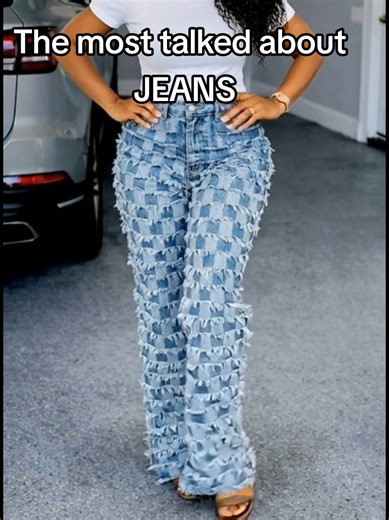 These stretch jeans shape, lift, and move with you. tap to grab yours now #jeanswear #denimstyle #skinnyjeans #tiktokshopblackfriday #tiktokshop