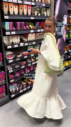 Exciting Snack Box Unboxing with Tortillas and Shawarma Dip