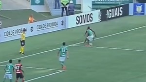 Vinicius delivers stunning byline move to turn opponent inside out - MARCA in English