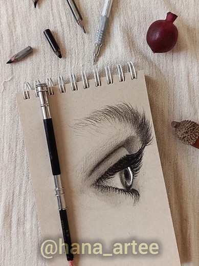 آسان ترین روش طراحی چشم از نیم رخ