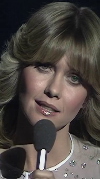 1977 Oliva Newton-John 'Sam' Performance | Official YouTube Video