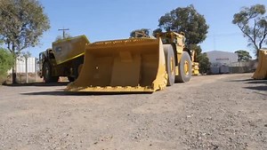 12K views · 124 reactions | The New Cat Durilock shroud system for underground loader buckets features hammerless installation and maintenance-free retention of Ground Engaging Tools for faster installation and removal, and is available in three interchangeable styles for fast adaption to application needs. | Cat Mining | Facebook