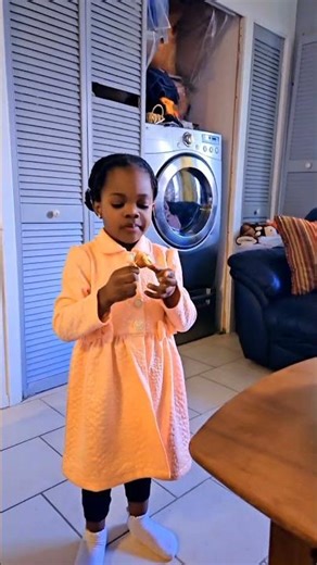 my toddler is eating what she likes #toddlers #highlights #beautiful #adoreble #lifestyle #family